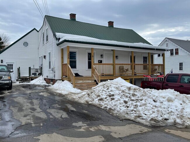 Building Photo - 173 Main St