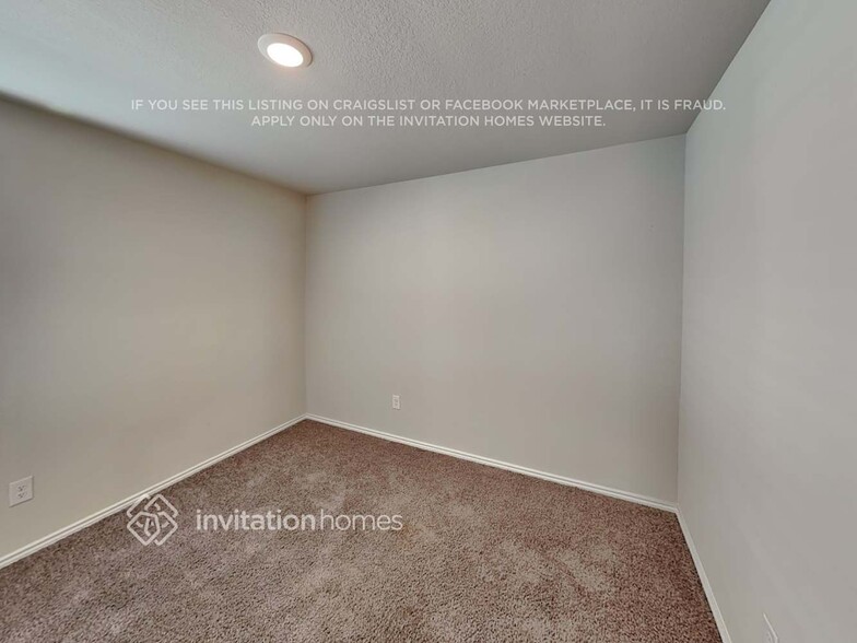 Building Photo - 7339 Plata Cir