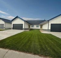 Building Photo - 5103/05 S Chase Cir