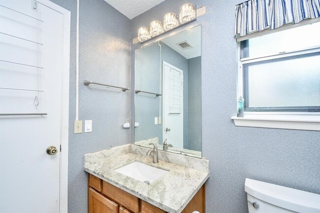 Building Photo - 11902 S Fairhollow Ln