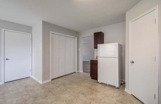 Building Photo - 2106 Bishop Hollow Ln