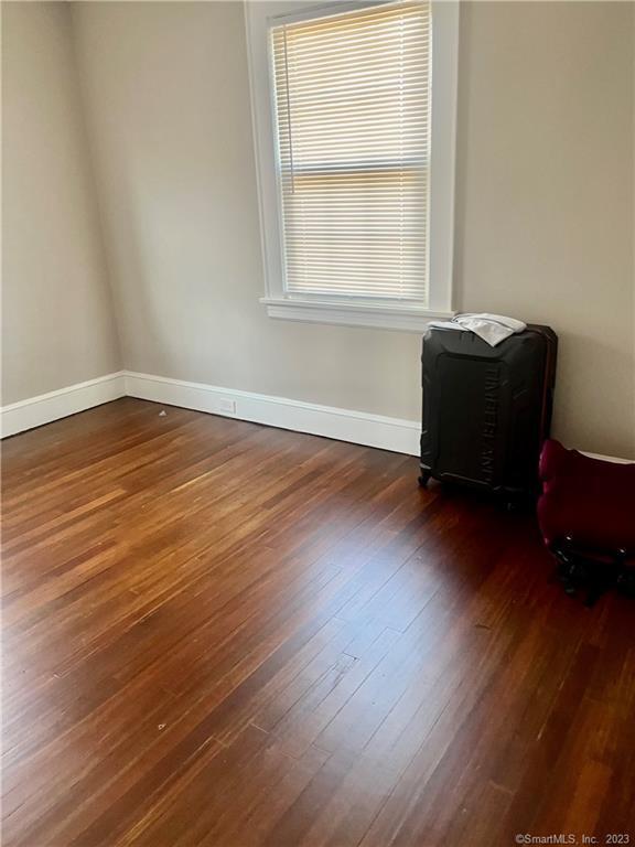 Building Photo - 231 Nichols Ave