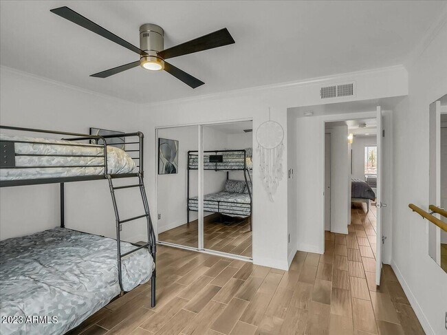 Building Photo - 3351 E Las Rocas Dr