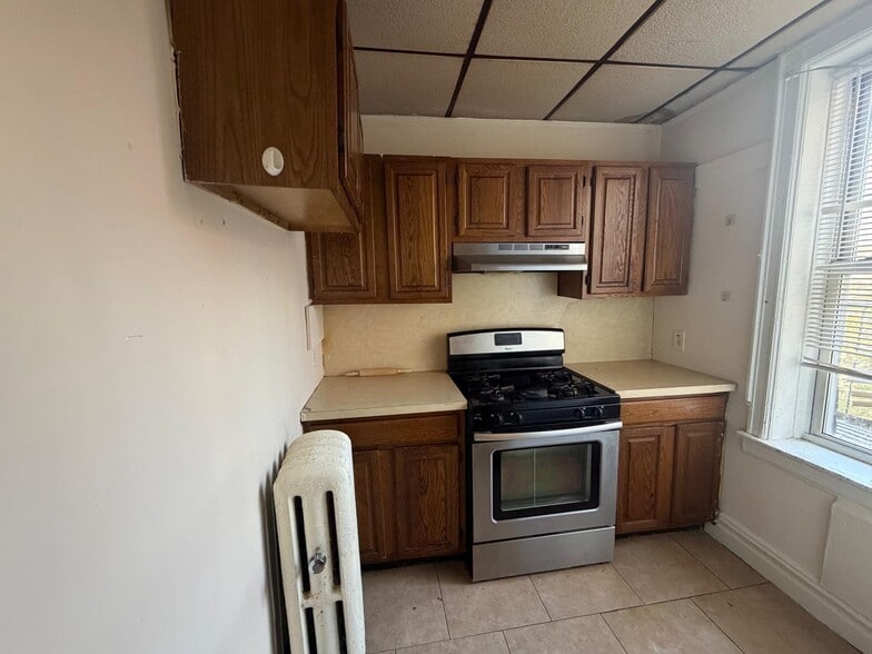 894 Kennedy Blvd 45 - 898 Kennedy Blvd