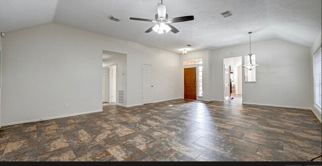 Building Photo - 9803 Knights Dr