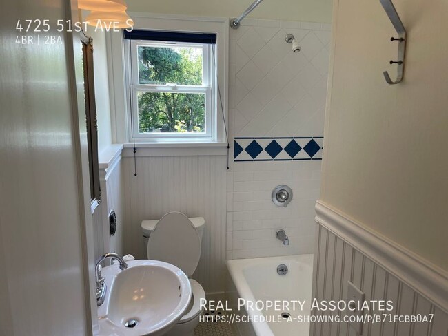 Building Photo - 4725 51st Ave S