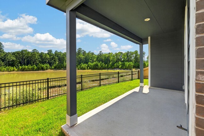 Building Photo - 7762 Bergamot Cir