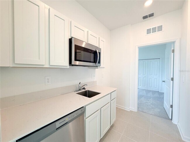 Building Photo - 5157 Green Belt Dr