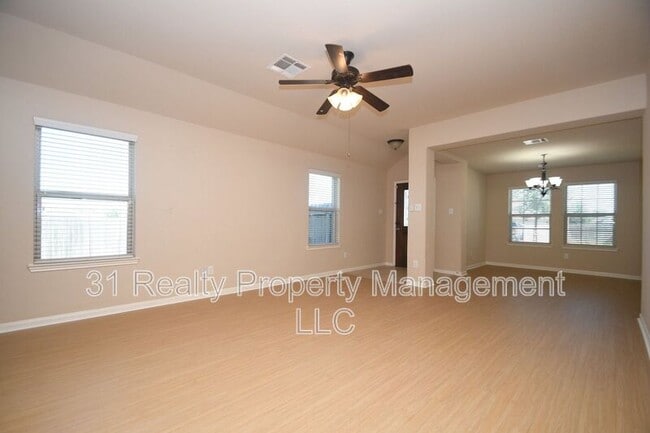 Building Photo - 10015 Bitternut Hickory Ln