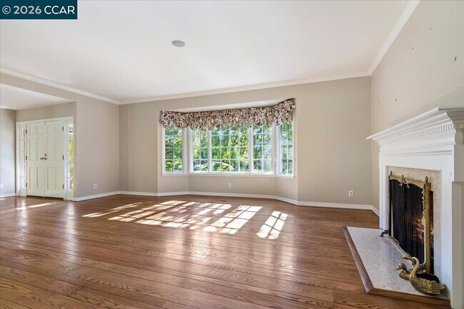 Building Photo - 539 Dalewood Dr