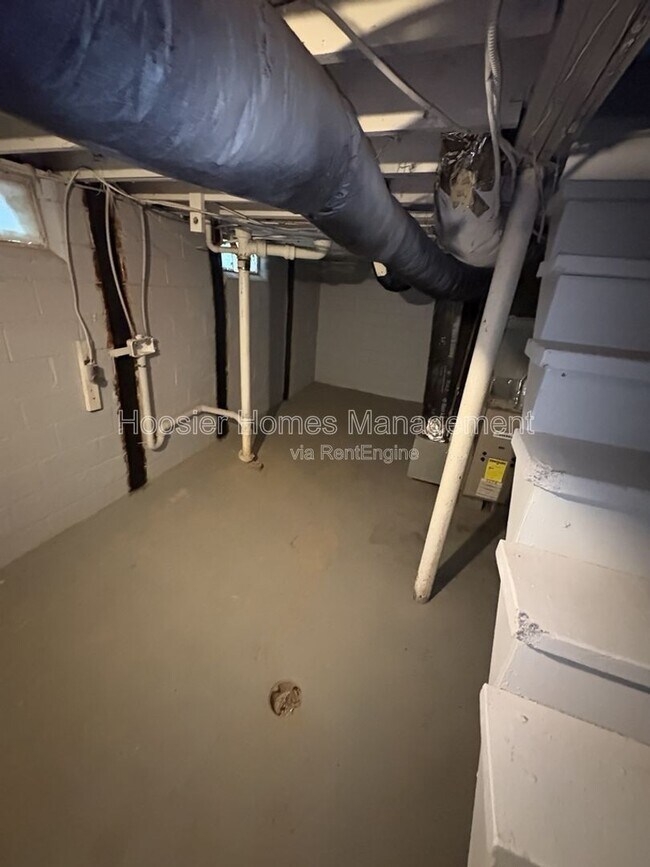 Building Photo - 1031 N Centennial St