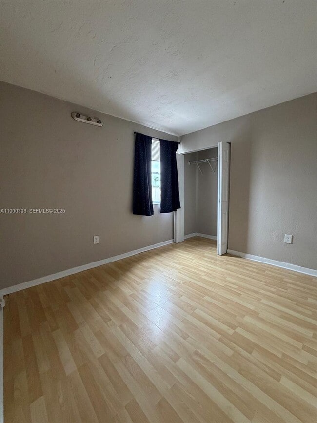 Building Photo - 4515 SW 68th Ct Cir