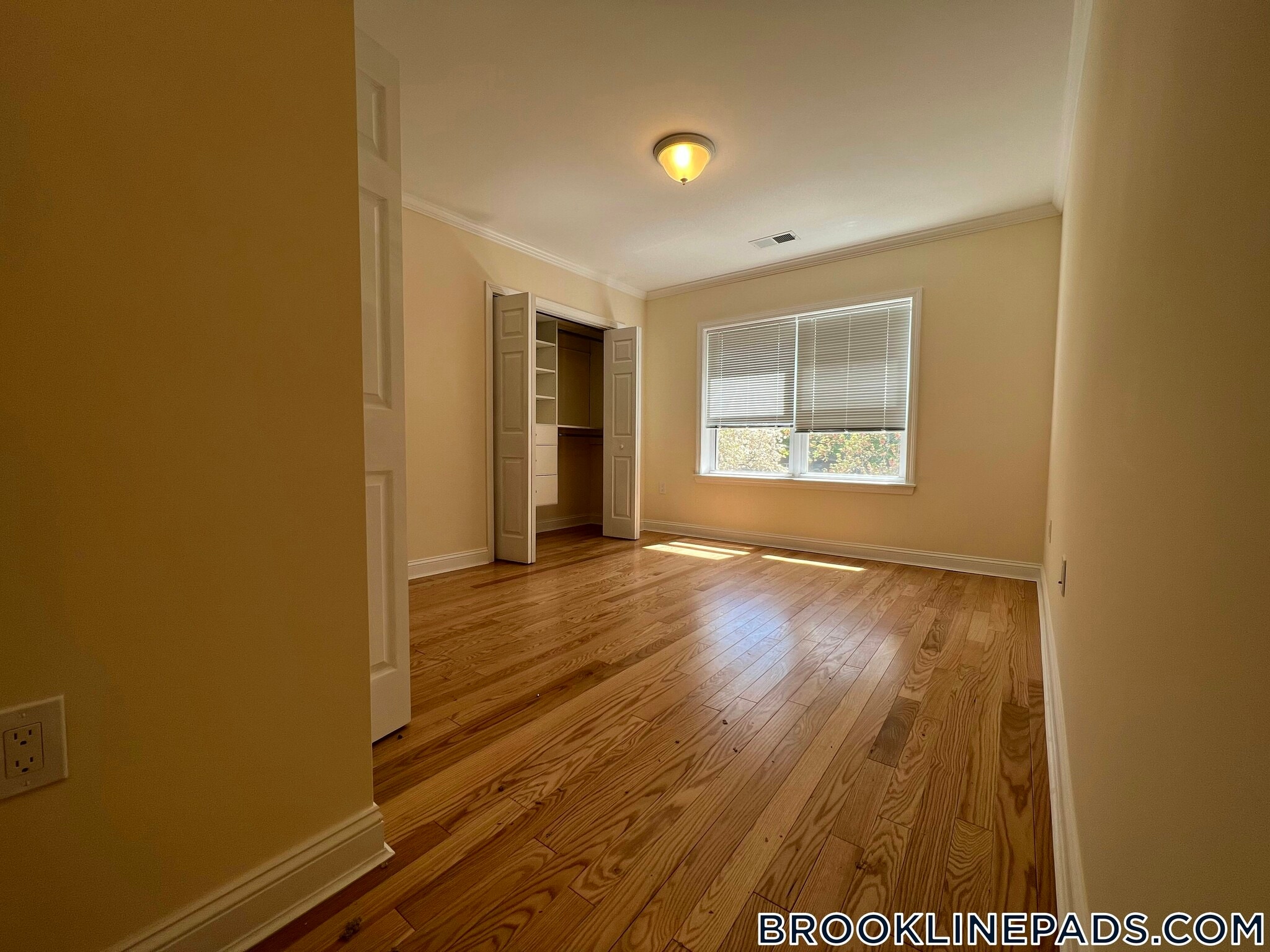 Building Photo - 103 Independence Dr