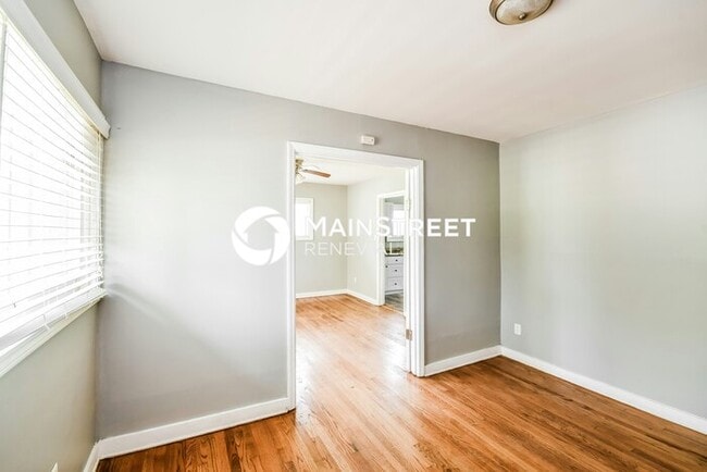 Building Photo - 3 Bedroom Pet-Friendly Home in Birmingham,...
