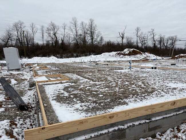 Building Photo - Crestview