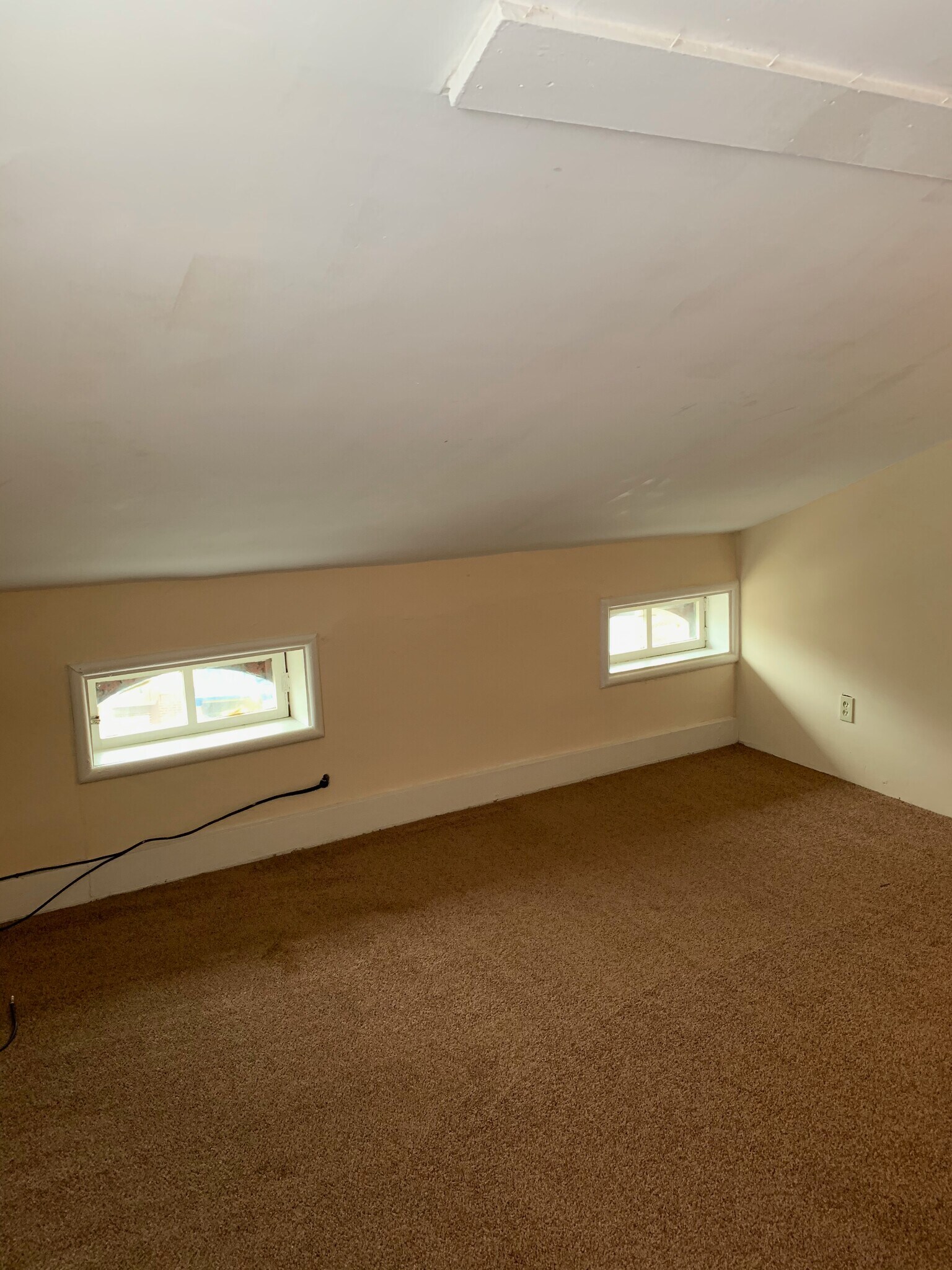 Building Photo - 2437 Ohio Ave