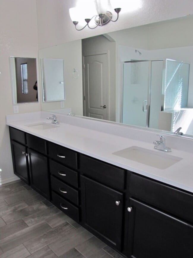 Building Photo - 4BR/2BA/2CG 2102 sq.ft. rental in Cimmaron Estates in Sierra Vista, AZ