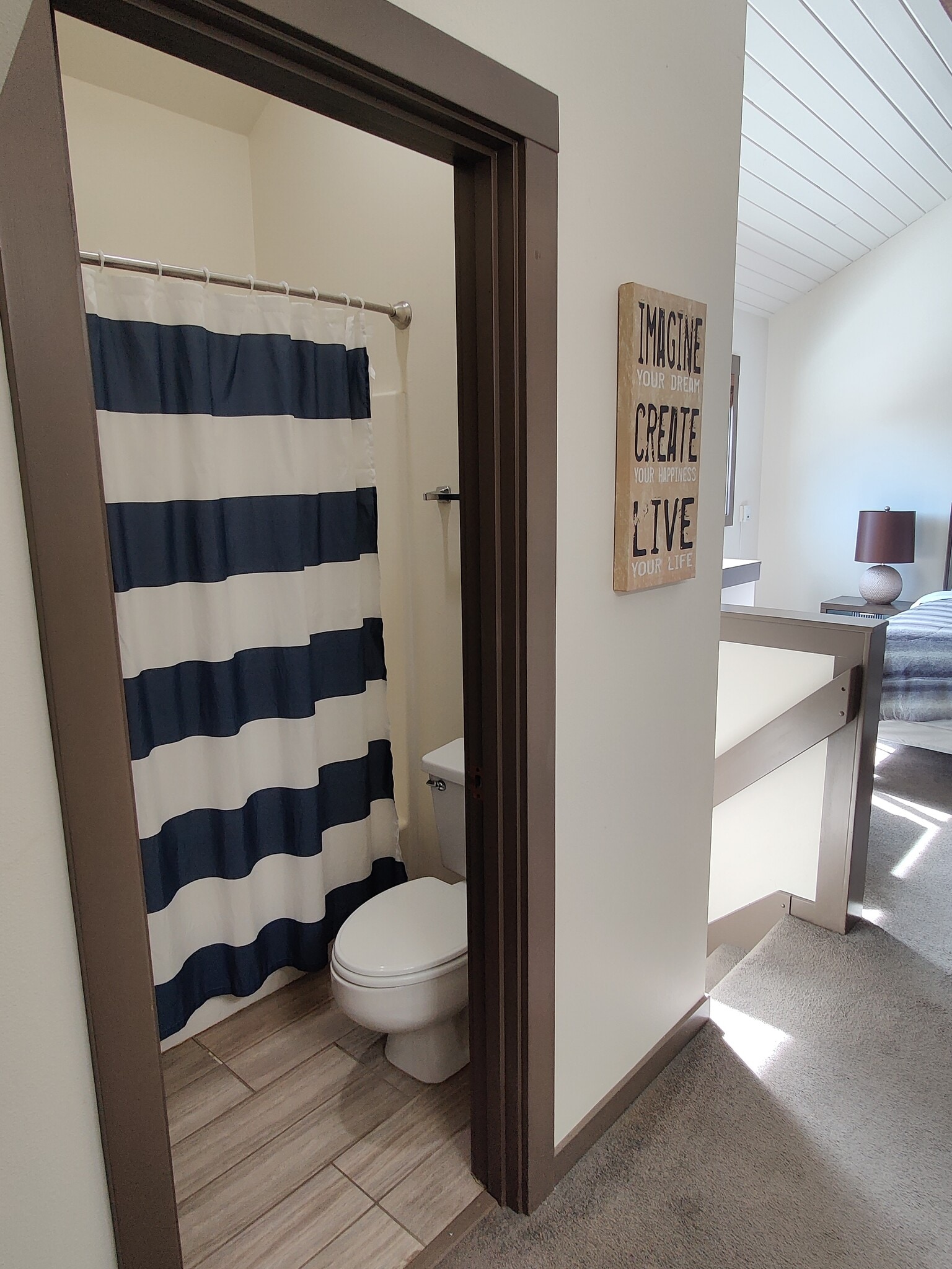 Loft bathroom - 18575 SW Century Dr