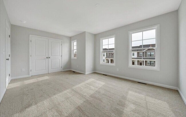 Building Photo - Brand New Townhouse Available for Rent