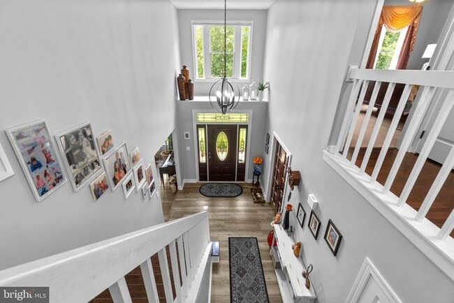 Building Photo - 6874 Caravan Ct