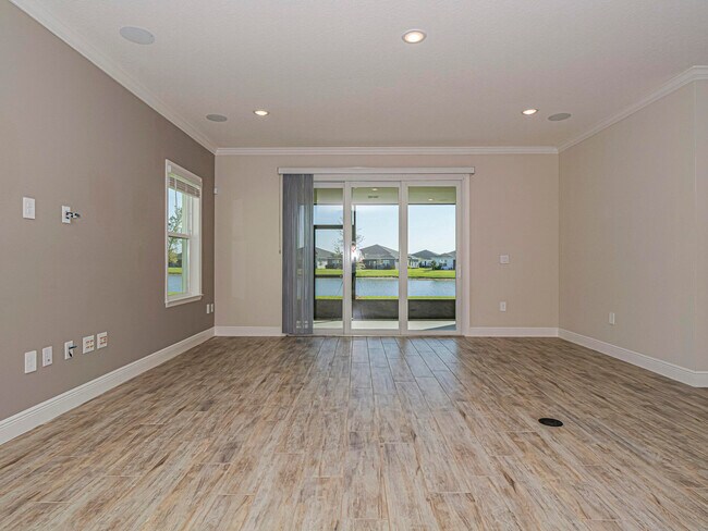 Building Photo - 9405 Serapis Wy