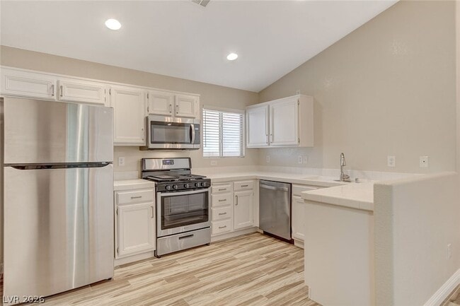Building Photo - 1331 Frost Flower Dr