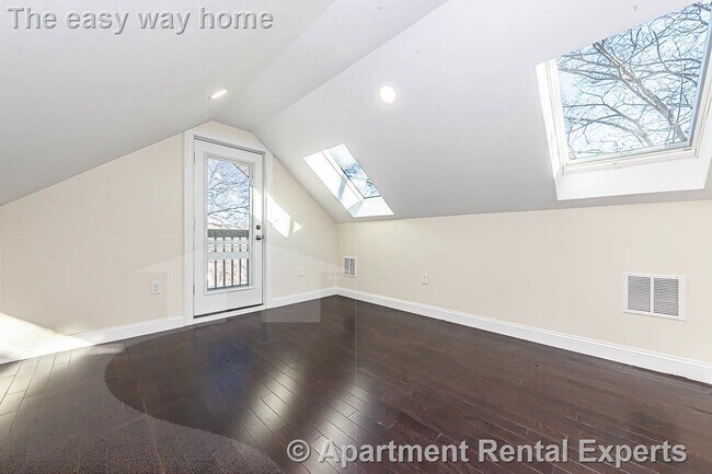 Building Photo - 48 Caldwell Rd