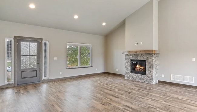 Building Photo - 3 Bedroom 2 Bath in Livingston!