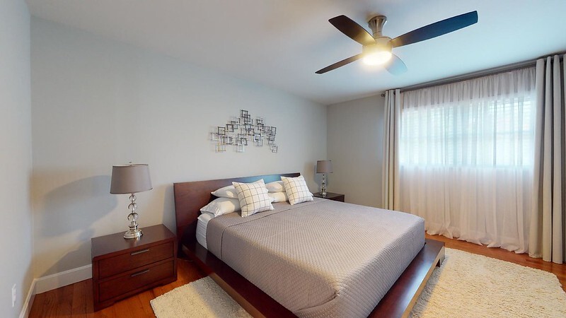 Building Photo - 2548 Grayland Walk