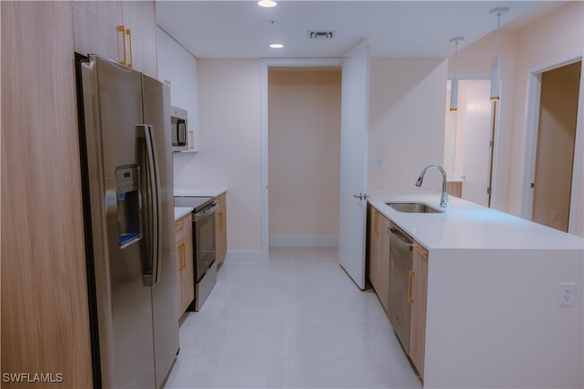 Building Photo - 26110 Rosewood Pointe Dr