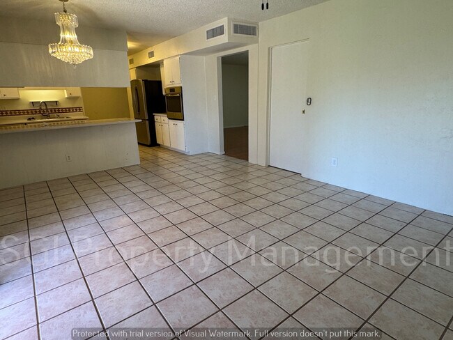 Building Photo - 3817 W Frier Dr