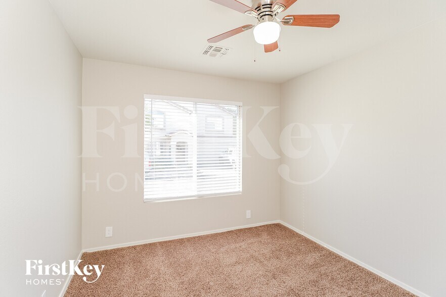 Building Photo - 6648 E Russell St