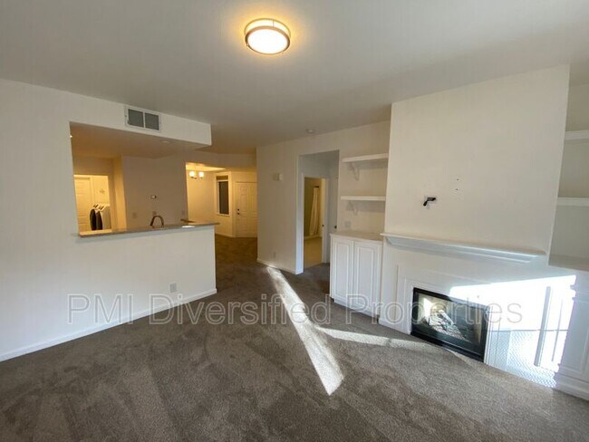Building Photo - 1465 E Peckham Ln