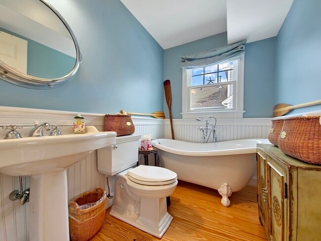 Building Photo - 111 Shore Dr