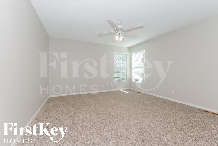 Building Photo - 609 Rosehill Dr