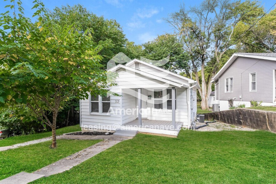 Building Photo - 313 Locust St