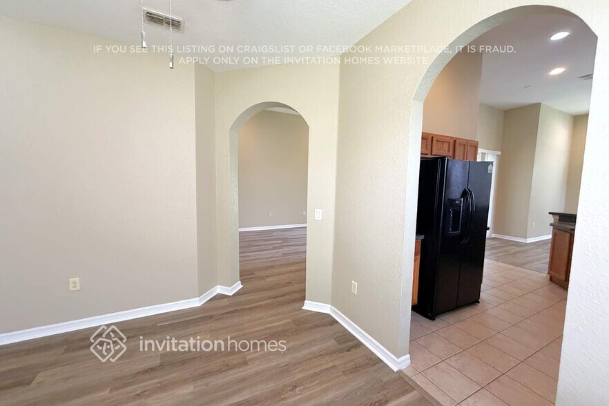 Building Photo - 2908 Vista Ct