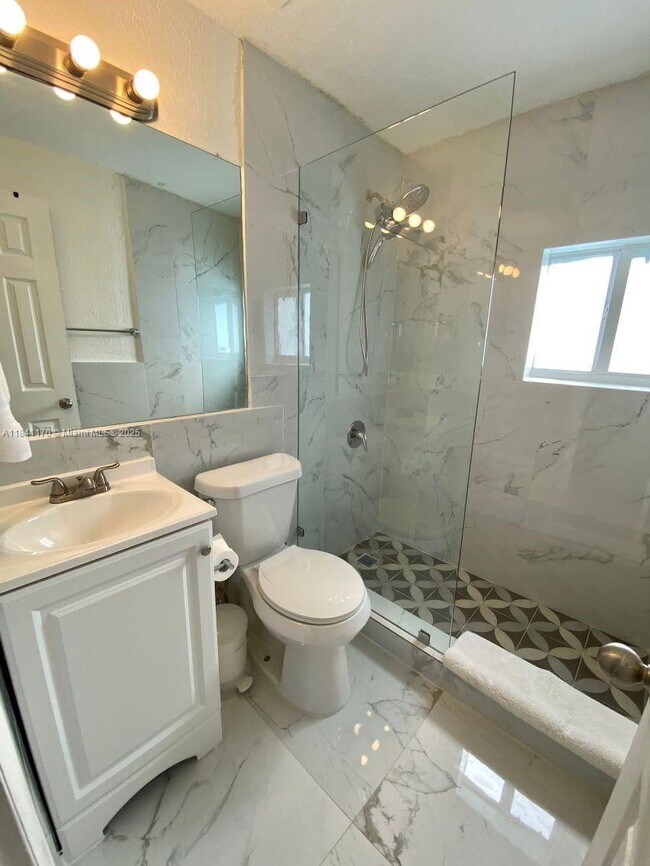 Building Photo - 1074 NW 49th St