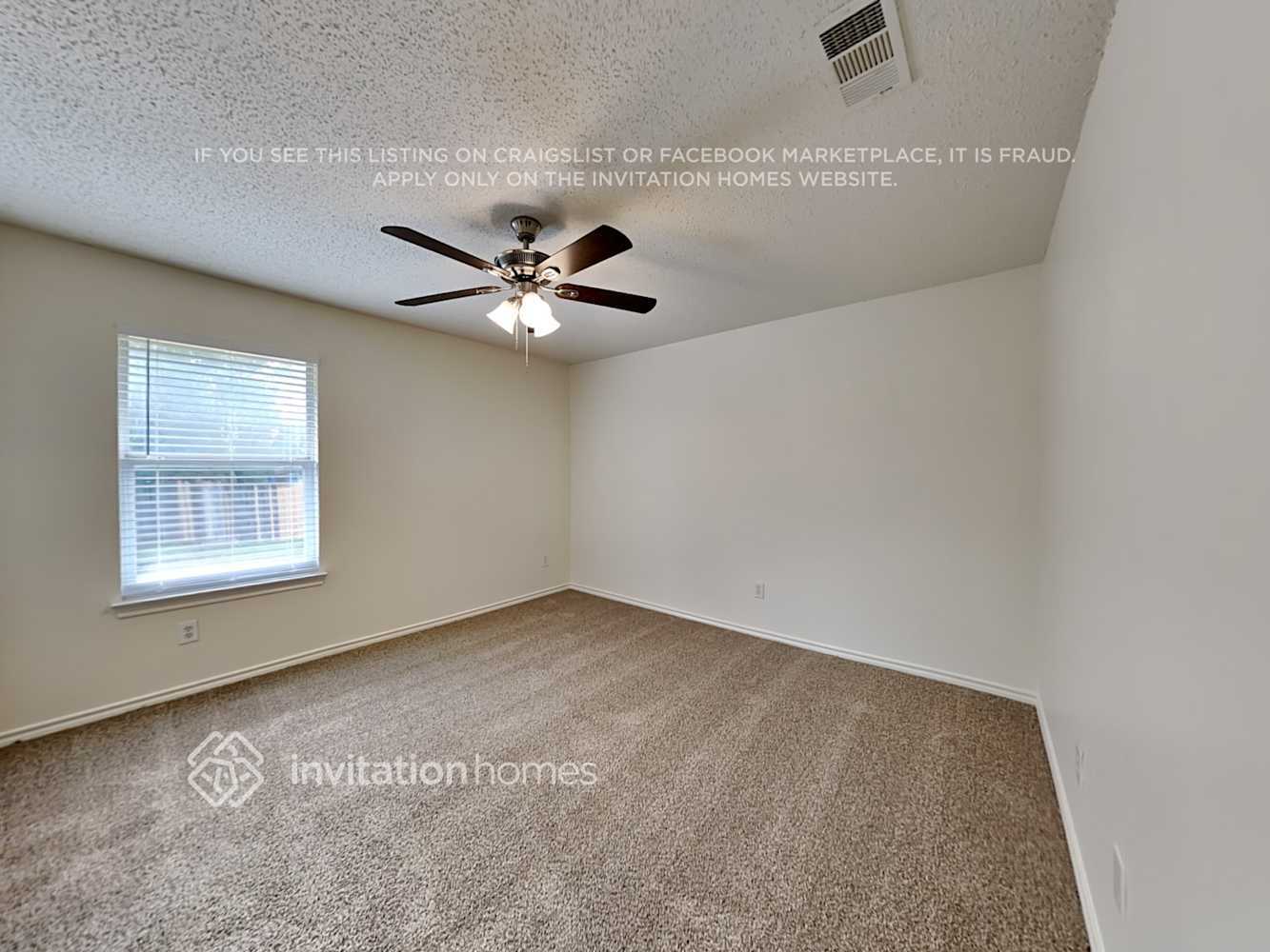 Building Photo - 8418 Sailors St