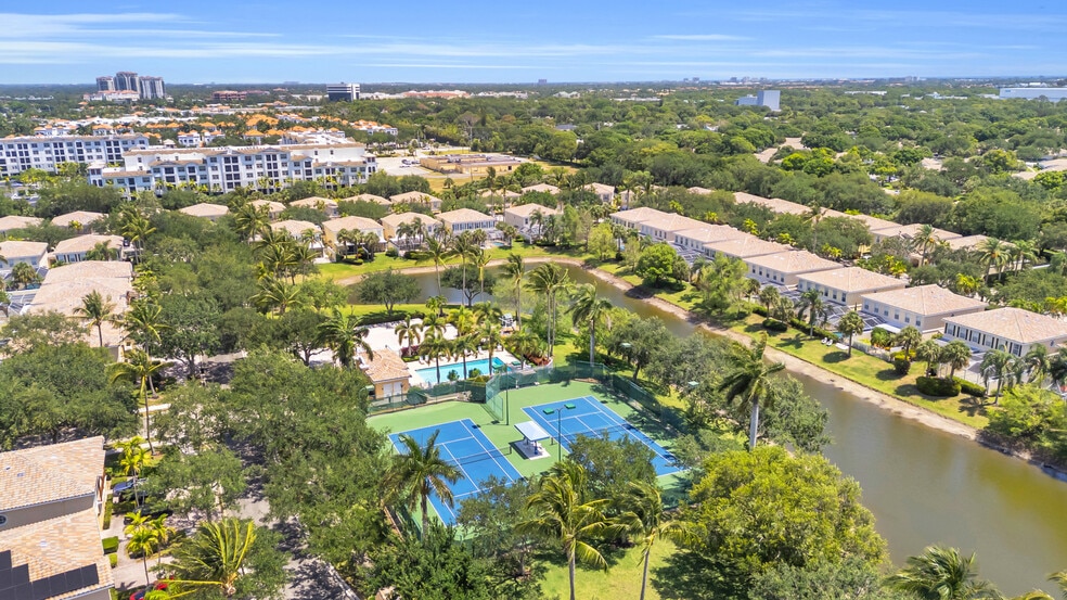 Tennis Court - 418 Capistrano Dr