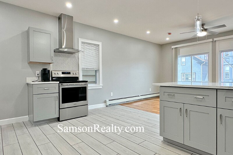Building Photo - 296 Atwells Ave