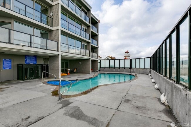 Building Photo - RARE on the Waterfront, beach, Sound view ...