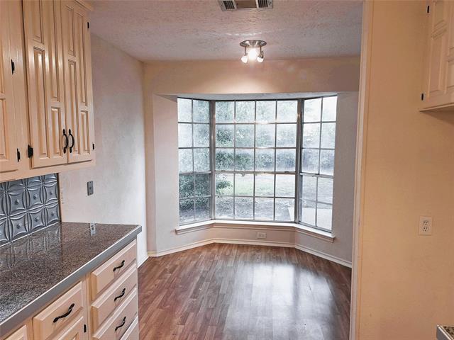 Building Photo - 2108 Scarlet Oak Dr