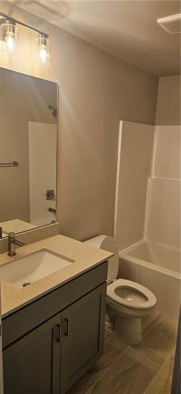 Building Photo - 5906 SW Coywolf St