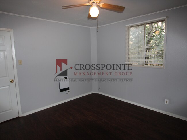 Building Photo - Now Available: 2 Bedroom, 1 Bath Home in Tyler, TX!