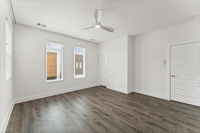 Building Photo - 5418 Robusto Pl