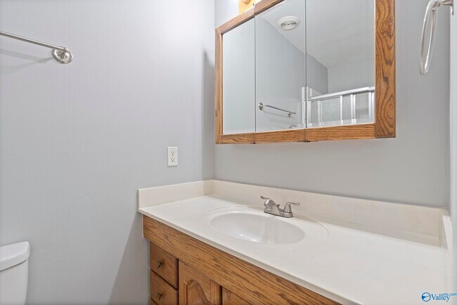 Building Photo - 1103 Wayne Cir