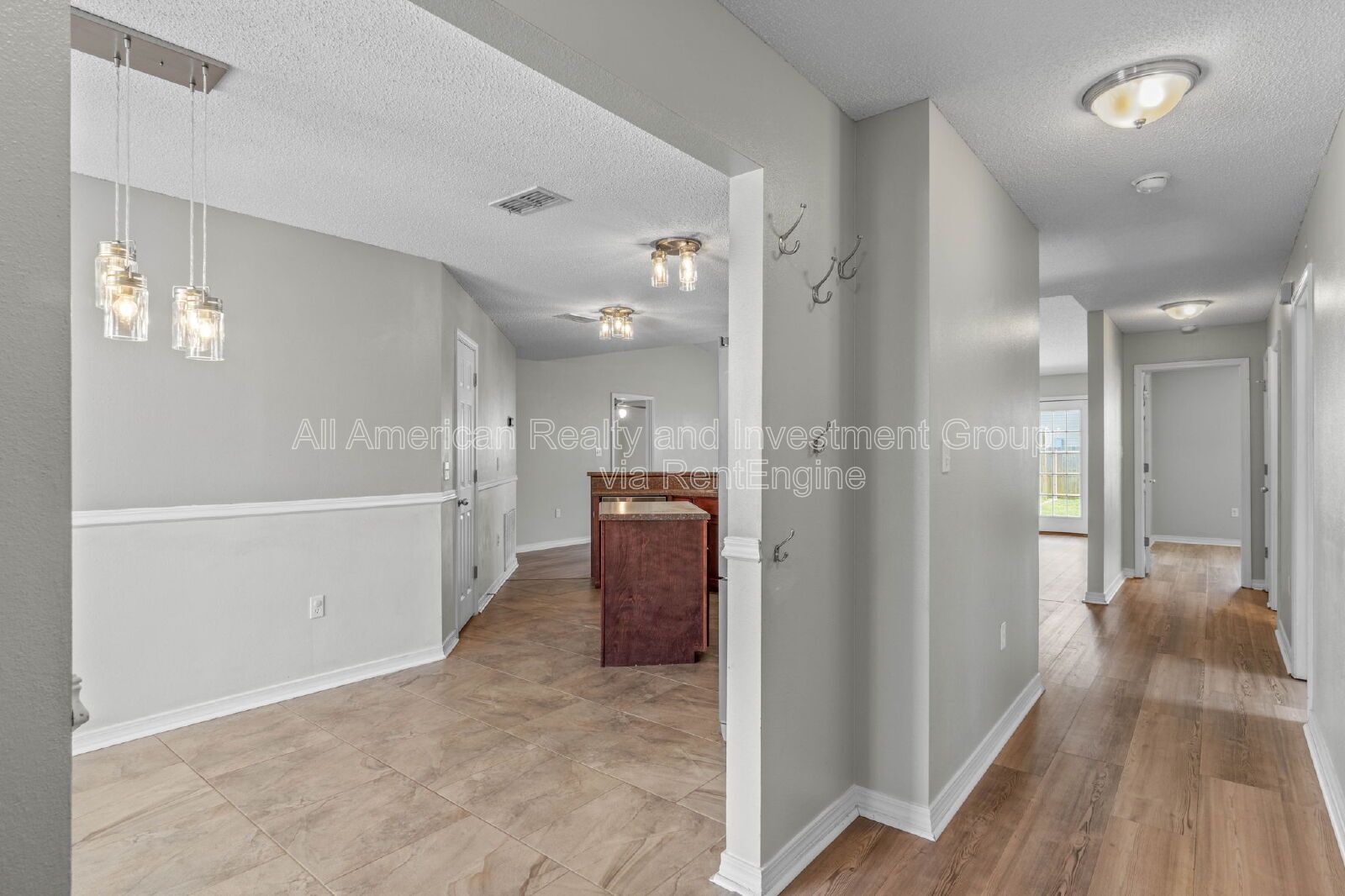Building Photo - 203 Citadel Ln