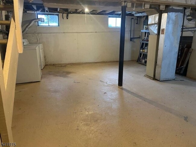 Building Photo - 36 Kate Ln