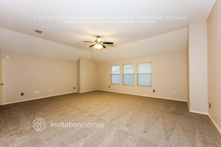 Building Photo - 4804 Sleepy Ridge Cir